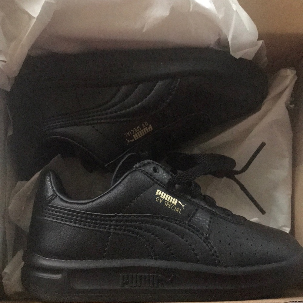 Kids Puma sneakers